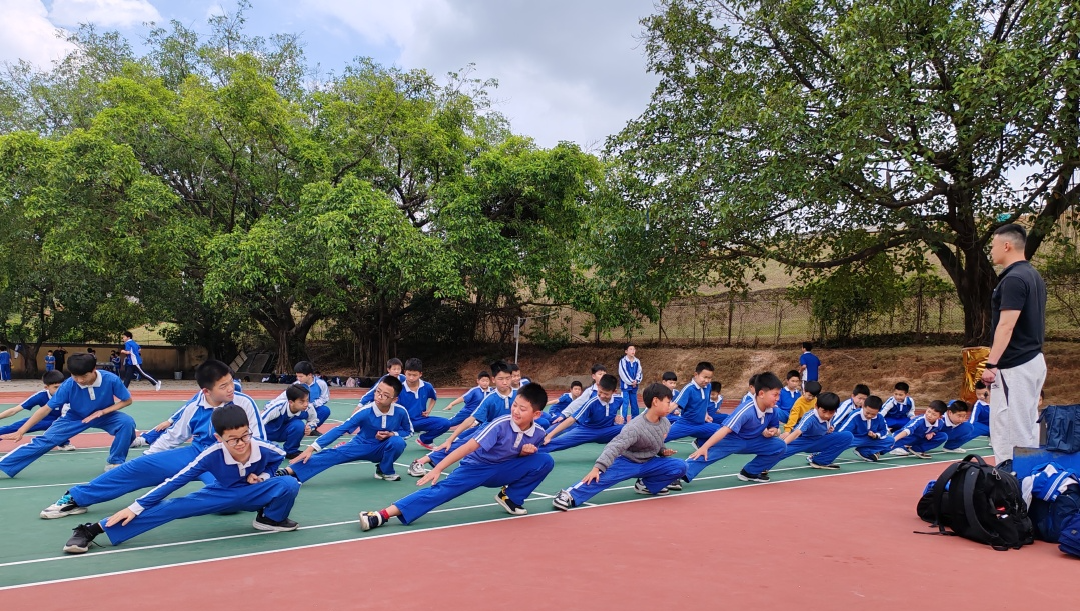 龙湖学校活力武术社